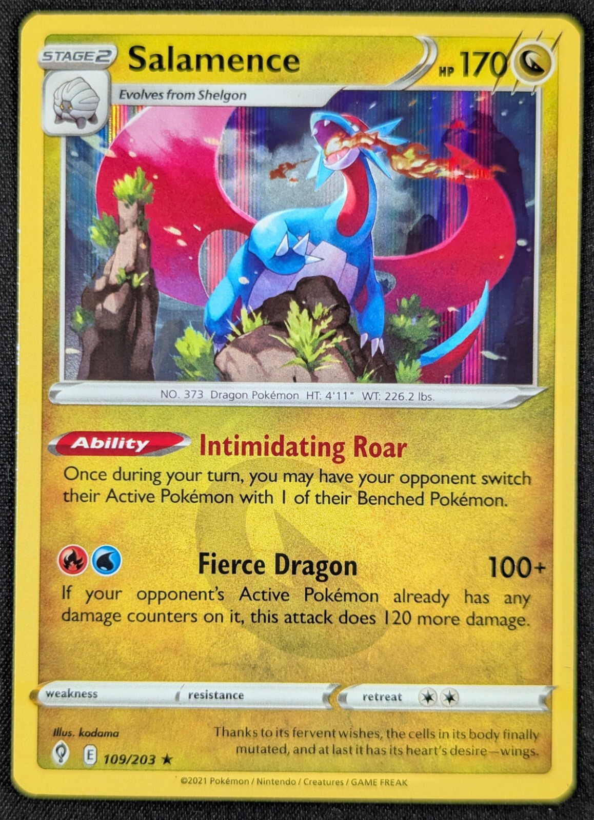 Salamence 2021 Evolving Skies Holo Rare Pokemon Card 109/203 (NM)