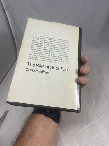The Well of Sacrifice by Donald Ediger Mayan Treasures Chichen Itza 1971 HC DJ - 第 7/24 張圖片