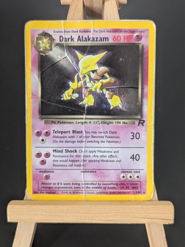 Dark Alakazam 1/82 Holo - Team Rocket Vintage WOTC Pokémon Card HP