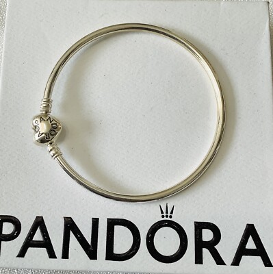 Genuine Pandora Moments Heart Clasp Bangle Bracelet ALE 925