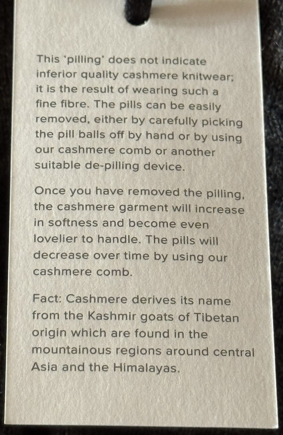 RODD & GUNN CASHMERE COMB SOFT SMOOTH FINISH & DE-PILING YOUR CASHMERE GARMENT