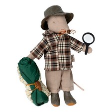 Maileg: Wildhüter Maus mit Schlafsack und Lupe, Größe Papa Maus