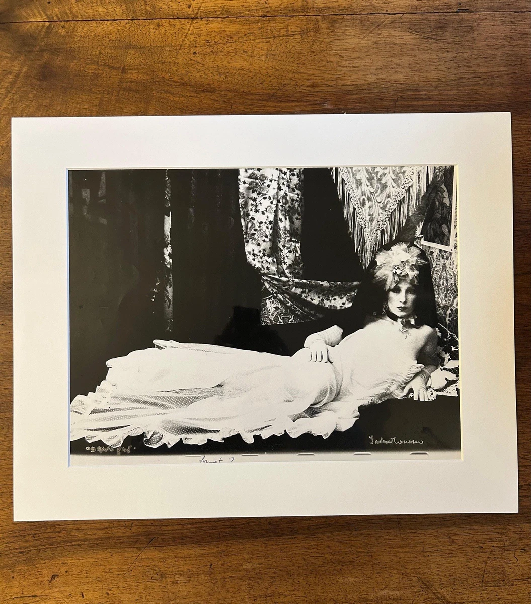 Tirage Argentique Irina Ionesco 1970 - 41x31,5 Cm, époque, Photo Vintage Originale