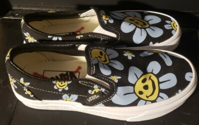 Vans TRIPPY Classic Slip-On Loafer Black w/Blue Smiling