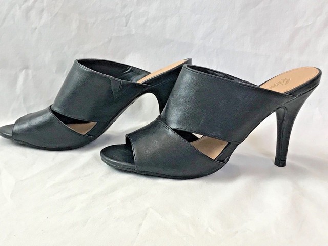 Womens Sz 5 Fioni Black Heels Synthetic Leather 3.5