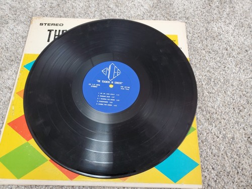 The TEACHERS in CONCERT - Emcee # FW-4513 Signed Autograph Record - Picture 9 of 10