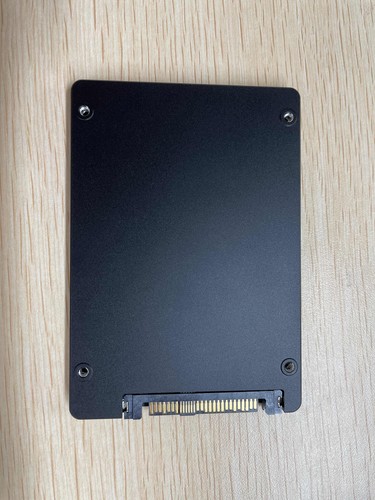 3.84TB Samsung SSD U.2 MZQLB3T8HALS-00007 PM983 2.5" Nvme Gen3.0 x4 MZ-QLB3T80 - Picture 3 of 3