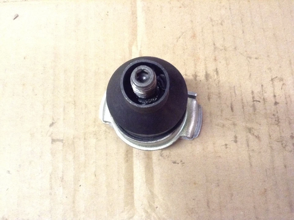 NUEVA RÓTULA DE SUSPENSIÓN DELANTERA INFERIOR EXTERIOR NAPA 260-1466 - Se adapta a BMW 92-99 Foto 4 de 4