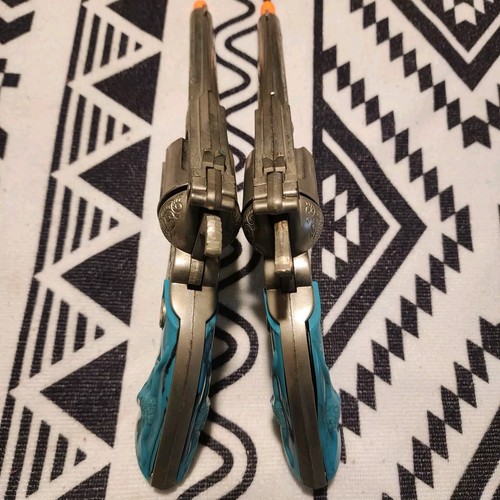Hubley Texan .38 Cap Toy Guns Turquoise and Holster Set. 1955 Rare Item - Picture 12 of 15