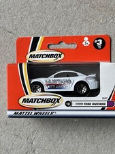 Matchbox 1999 Ford Mustang 1-75 Series Diecast Model MIB g