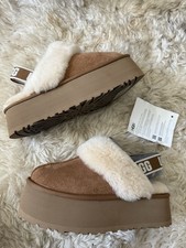 UGG Funkette 1113474  Woman's Slippers New In The Box