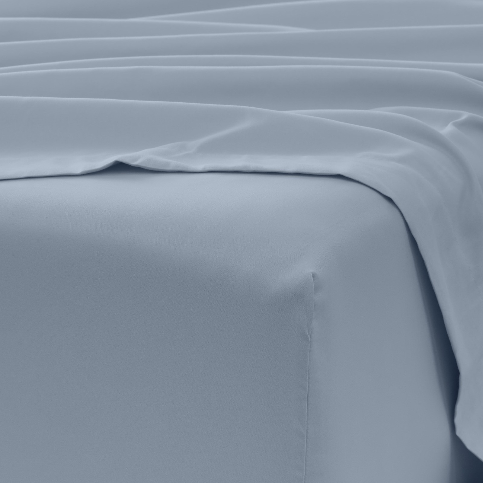 Queen, Light Blue Solid Microfiber 6 Piece Bed Sheet Set, by Noble Linens