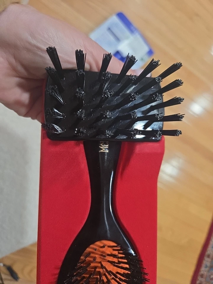 Mason Pearson B3 Bristle Brush - Red/Black - Image 4 of 4