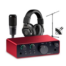Focusrite Scarlett Solo Gen 4  AT MicSterling HeadphoneStandCable Package