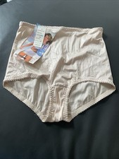 VTG Bestform Women  s Brief Panties Sz XL 31-32 Nude Nylon NEW w Tags