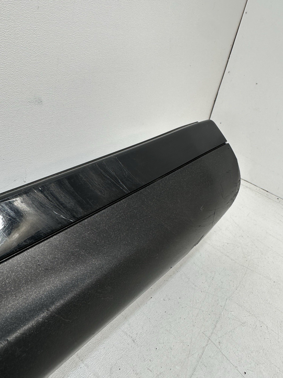 14-22 Maserati Ghibli Right Passenger Side Skirt Rocker Panel 670010791 OEM READ