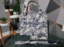River Island Lovely Large Tote Bag with Matching Purse. Very Good Condition