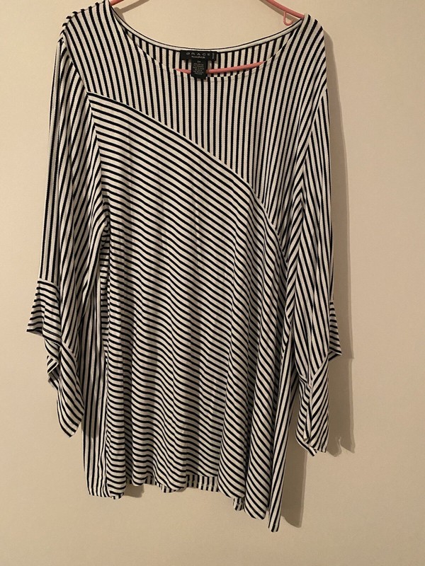GRACE THE PERFECT FIT Womens Shirt 2 X in excellent Condition.
