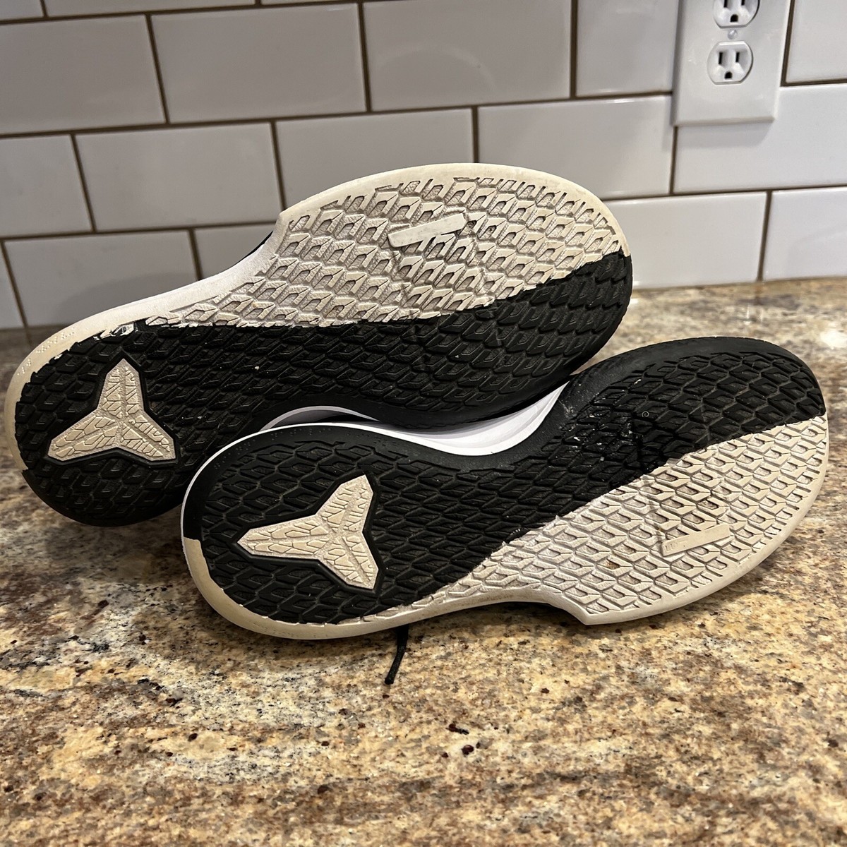 NIKE Kobe manba focus 箱付き $_12.JPG?set_id=880000500F