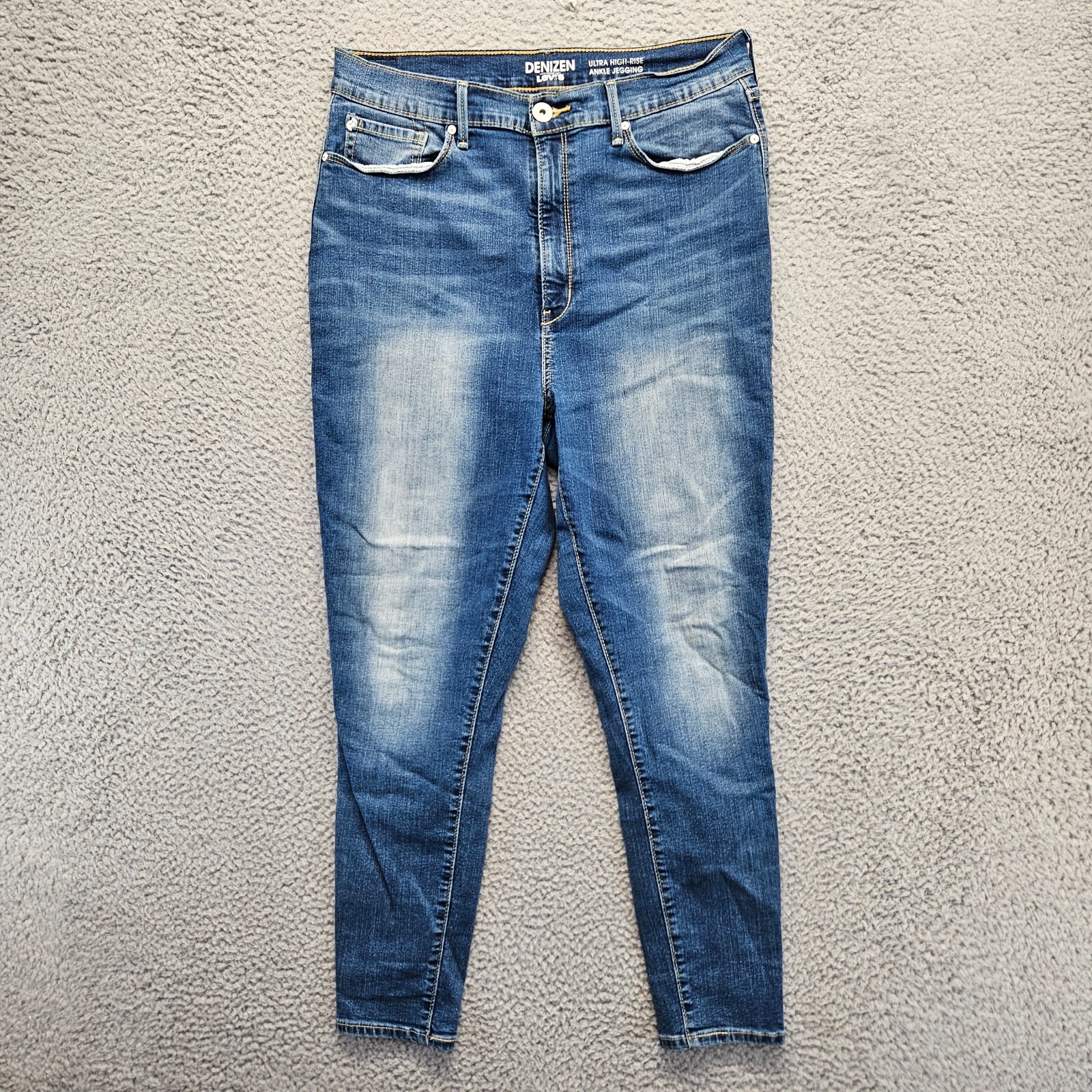 Denizen from Levis Jeans Womens Size 33 Blue Ultra High Rise Ankle Jegging