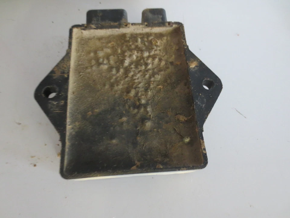 Yamaha Big Bear 350 1998 4x4 usado OEM CDI computadora módulo de caja cerebral Foto 4 de 4