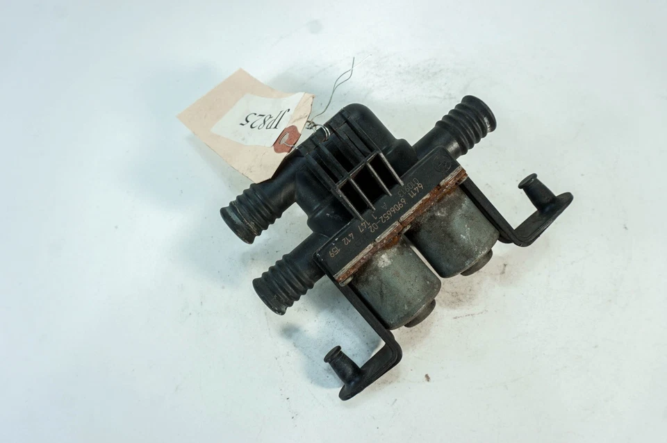 04-10 BMW E60 E63 E65 X5 X6 OEM HVAC Heater Water Control Valve 6411-6906652-02 - Image 3 of 4