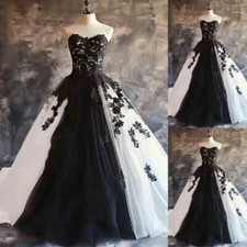 Gothic Wedding Dresses Black White Lace Appliques A Line Vintage Bridal Gowns