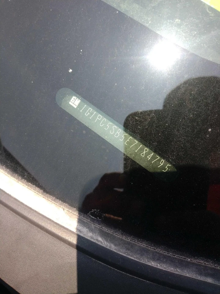 2014 Chevrolet Cruze Deck Lid Trunk Lid Red OEM 1G1PC5SB5E7184795 Foto 4 de 4