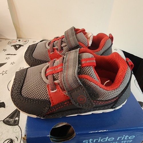 Stride Rite Unisex-Baby Soft Motion Kylo 2.0 Sneaker Grey Red 4.5M - Picture 5 of 10