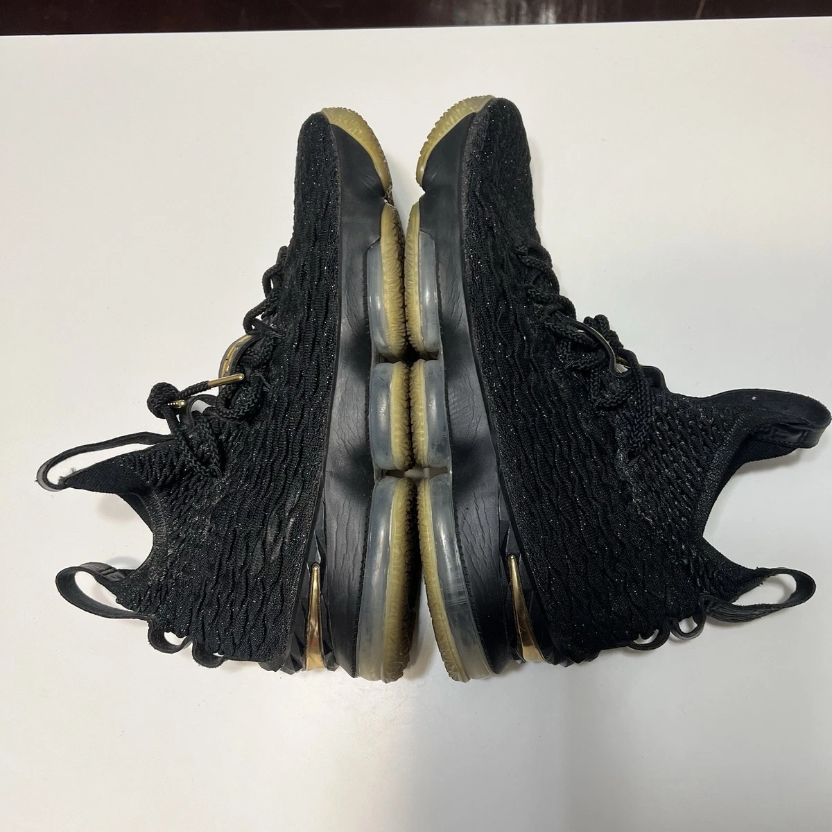 Las mejores ofertas en Nike LeBron 15 Metallic Gold | eBay