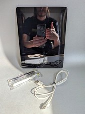 Apple iPad 3rd Generation , 16 GB, Wi-Fi, 9.7 in, Black  bonus: 2 styluses 