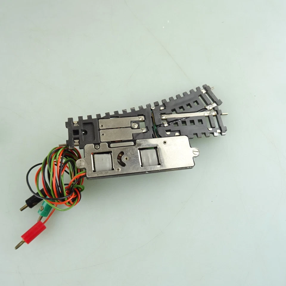 4 x Rokal TT turnouts electric with bel. 2x left and 2x right - Image 3 of 4