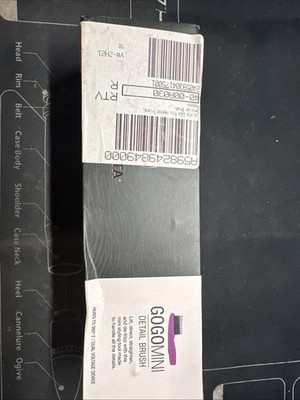 Calista GoGo Mini Heated Detailer Brush Hair Styling Tool Peacock Purple *Read