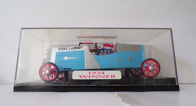 NYLINT DOWNHILL HEROES 1934 SEIFENKISTE DERBY WINNER VERY NEAR MINT BOXED 1:12
