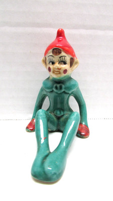 Vtg Green Christmas Holiday Ceramic 3'' Pixie Elf Sitting Figure Figurine