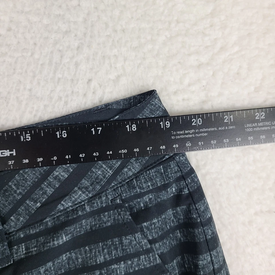 Pantalones Cortos Oakley Para Hombre 38 Negro Verde Oscuro 10" Entrepierna Informal Rendimiento Golf Chino Foto 3 de 4