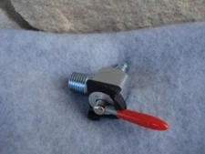 Space Saving 1/4" - 18 NPT Fuel Valve Petcock For Harley & Custom Gas Tanks
