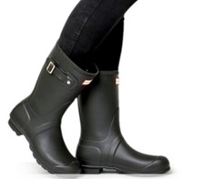 Hunter Original Short Women's Rain Boots, Black, W8. Brand New In Box!