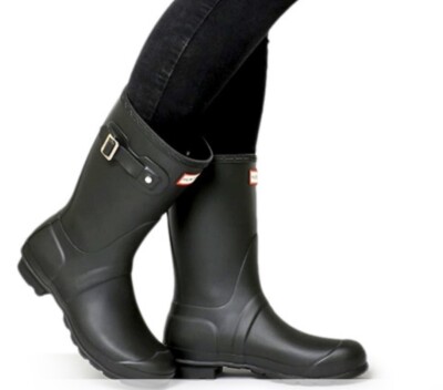 Hunter Original Short Women's Rain Boots, Black, W8. Brand New In Box!