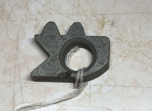 NOS FORD B7S-4022040-A DOOR LOCK STRIKER PLATE INSERT 57 THUNDERBIRD - Picture 3 of 3