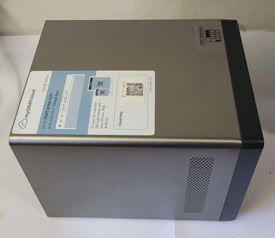 QNAP TS-420 1,6 GHz 512 MB DDR3 server - Immagine 3 di 4