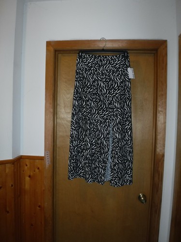 Pull On Midi length Skirts ,XXL,XL,L,M,S, Nine West, Multi Color ,Slit front NWT - Picture 13 of 41