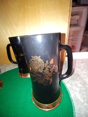 PRINCESS HOUSE CRYSTAL COPPER BOTTOM STEIN WITH GLOD LEAF COAT OF ARMS. - Picture 4 of 7