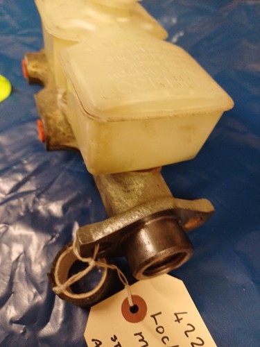 FORD TRANSIT MK1 MK2 A SERIES LOCKHEED BRAKE MASTER CYLINDER - Picture 4 of 8