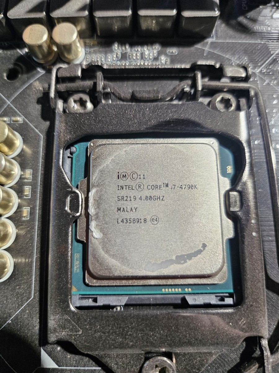 ASRock Z97 Extreme6 Intel Z97 Desktop Motherboard w/ Intel