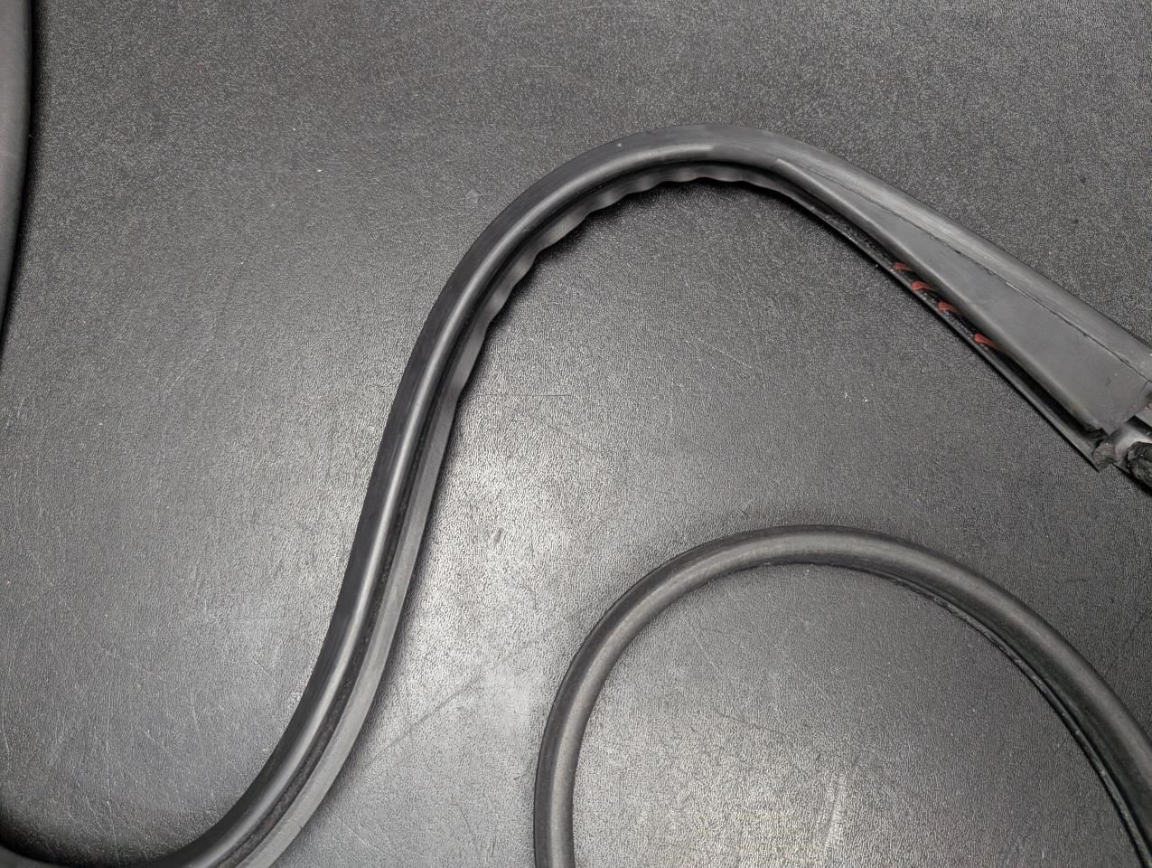 Front Left Door Weatherstrip 1984 Rolls-Royce Silver Spirit 1981 - 1988
