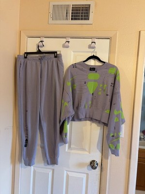 Nike Sportswear Graphic Fleece Crewneck and Jogger Set Size M