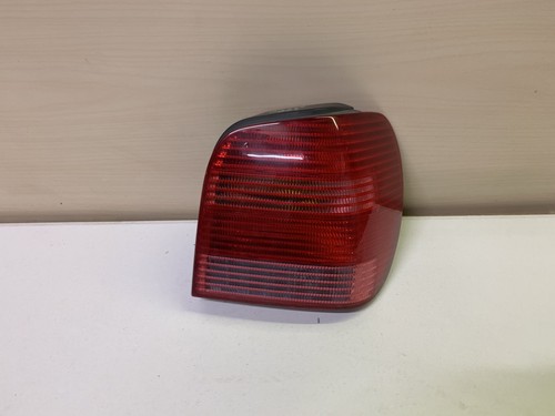 Rückleuchte Rücklicht Bremslicht VW Polo 6N2 rechts 6N0 945 096H ORIGINAL