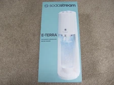 New SodaStream E-TERRA Sparkling Water Maker with CO2 and Carbonating Bottle