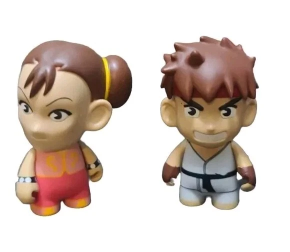 Loose Kidrobot x Street Fighter Series 1 Ryu & Chun-Li Capcom Vinyl Figures  - Image 2 of 2